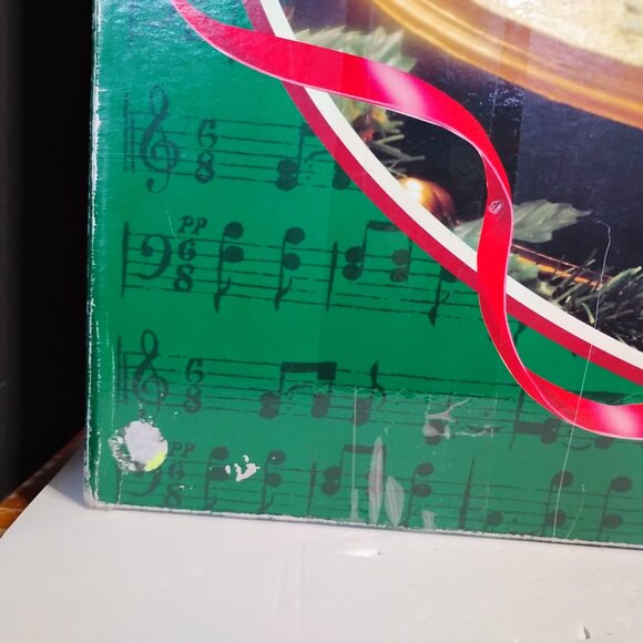 Vintage Mr Christmas Christmas in Bethlehem Nativity 1997 - Picture 3 of 15